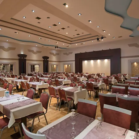 Club Troy & 马尔马里斯